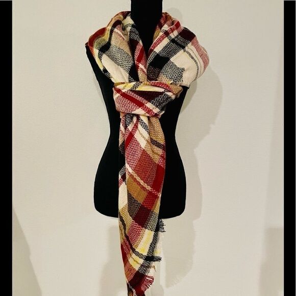 NWT Cashmere Scarf   - Picture 2 of 4